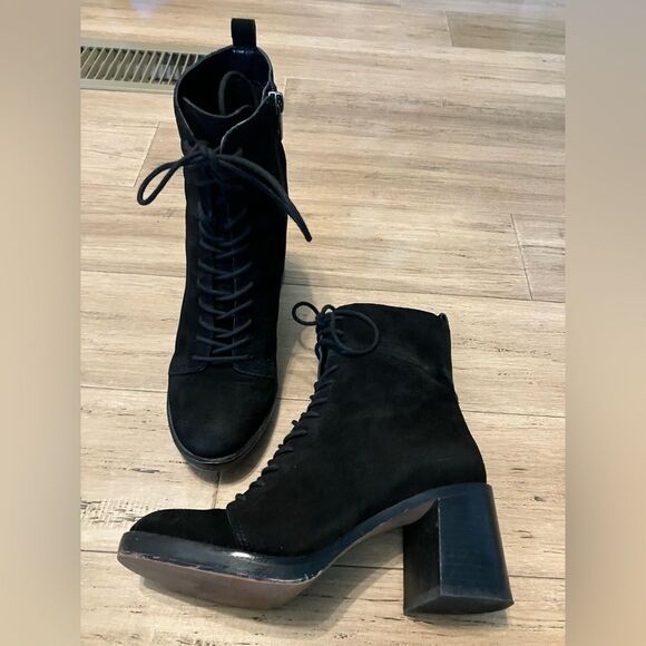 Vince Camuto black suede lace up side zip heeled boots. Size 8 - Picture 2 of 8